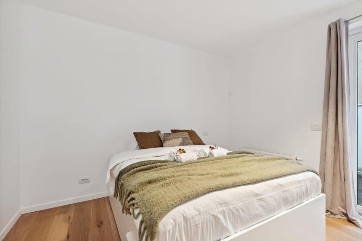أنتويرب Bright Waterfront Apartment المظهر الخارجي الصورة